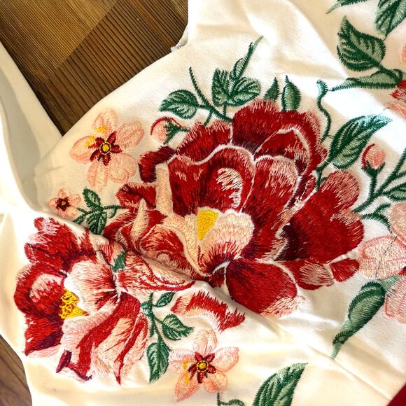 Soiéblu NWOT Cold Shoulder Colorblock Floral Maxi Dress Plus Size 1x - Picture 4 of 9